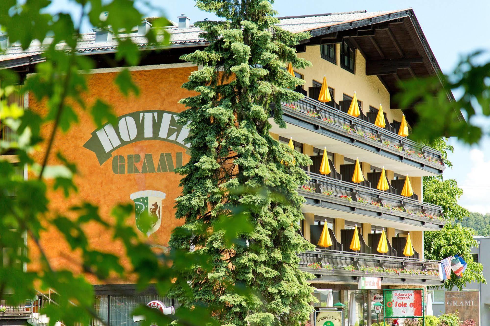 Hotel Berghof Graml Hallwang Exterior photo